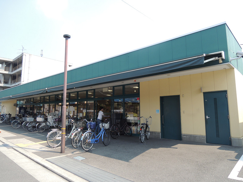 ファミーユ長池B スーパー