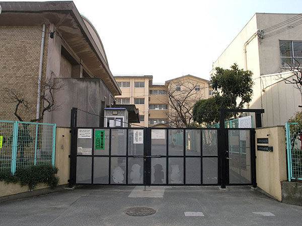 ファミール北山本 小学校