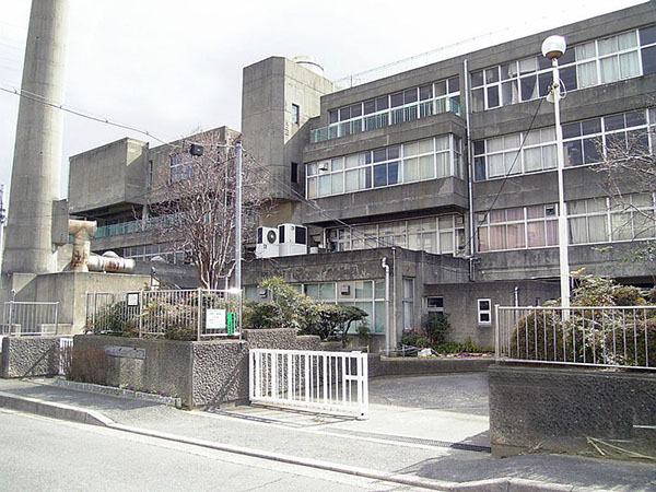 ファミール北山本 中学校
