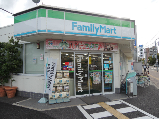 ブラインドアリー東本町 コンビ二