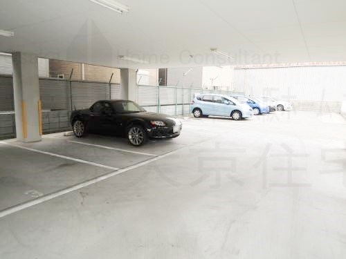 ピオニー久宝寺 駐車場