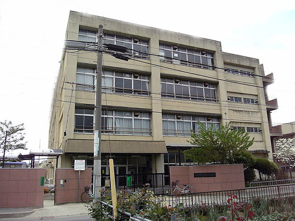 マンション九十九 小学校