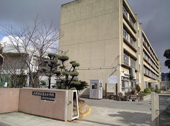 クレール萱振 小学校