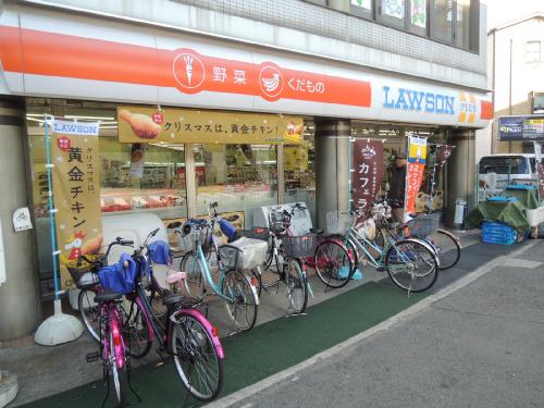 シャーメゾン三島Ｂ棟 コンビ二