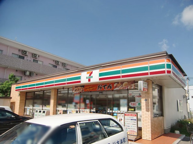 ソレイユ久宝寺 コンビニ