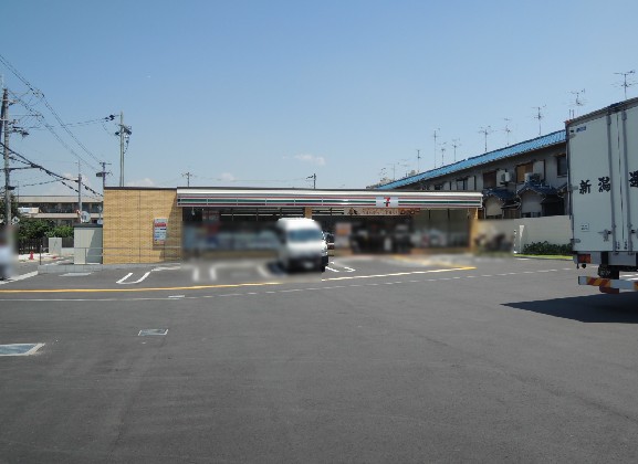 フォールム コンビ二