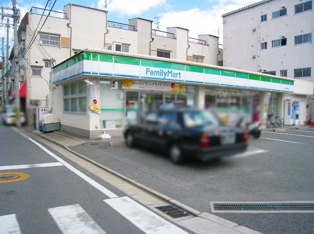 メゾンデール布施 コンビ二