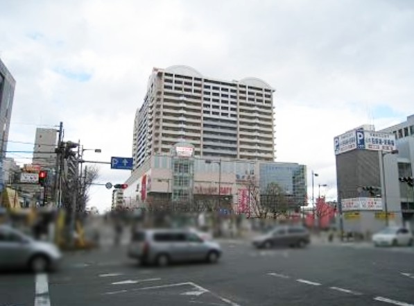 シャーメゾンベルフラワー ショッピング施設