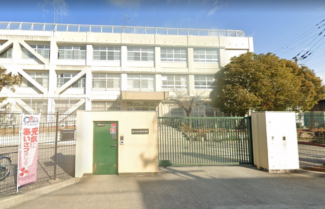 カサベルデ 中学校