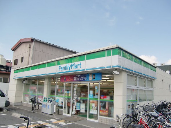 ゴールドハイツ久宝寺 コンビニ