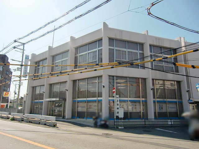 シャーメゾン志紀 銀行