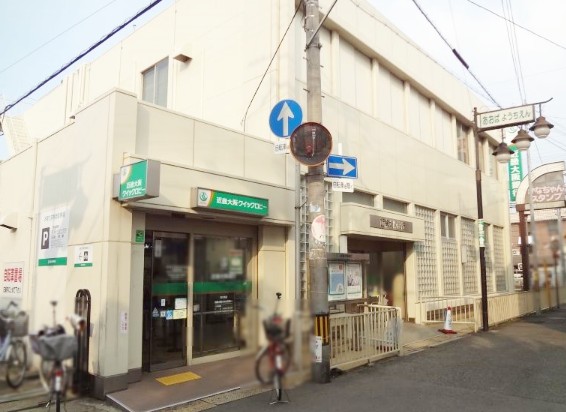 シャーメゾン沙羅 銀行