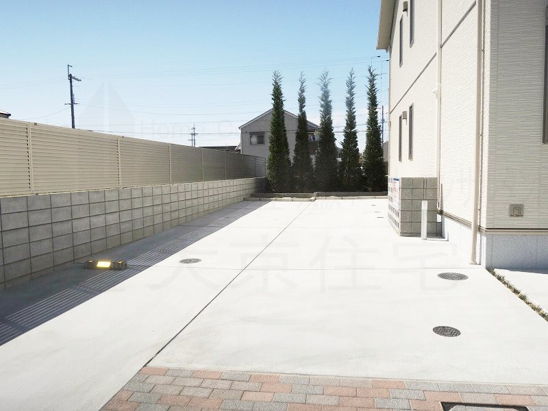 グランハイツ　タナベ 駐車場