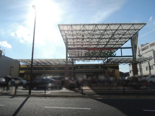 シャーメゾン渋川Ⅱ スーパー