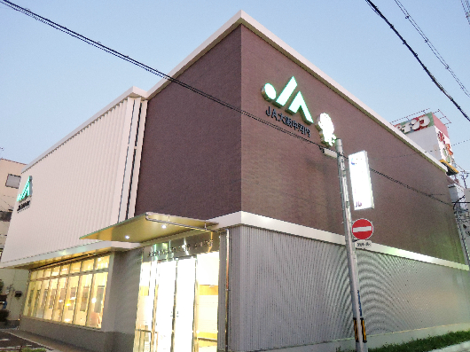 シャーメゾン　美登 銀行