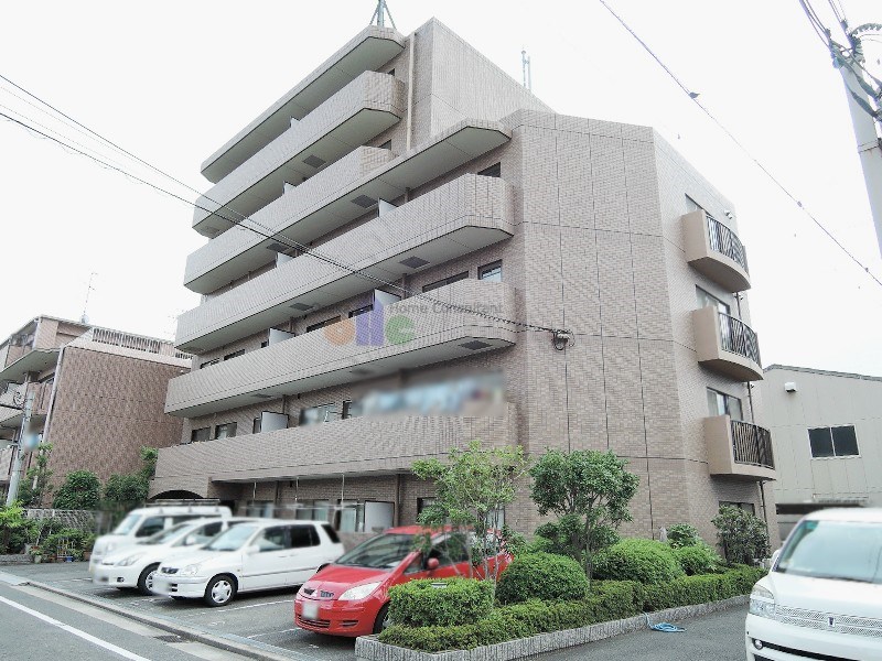 シャトー辰巳 外観